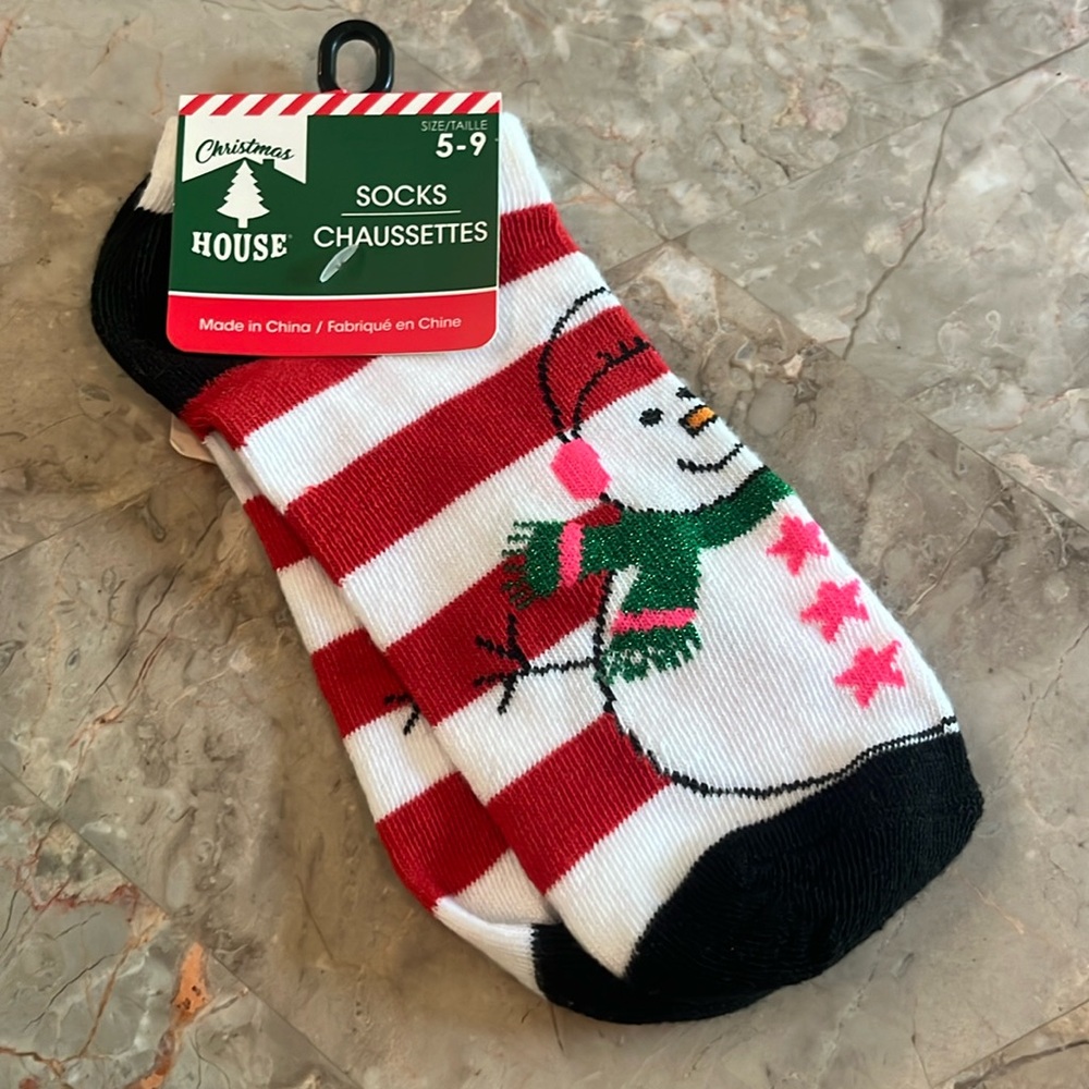 NEW CHRISTMAS SOCKS Size 5-9